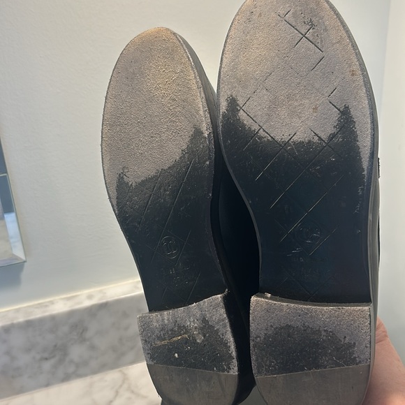 CHANEL TURNLOCK LOAFERS -size 37.5 - Picture 7 of 7